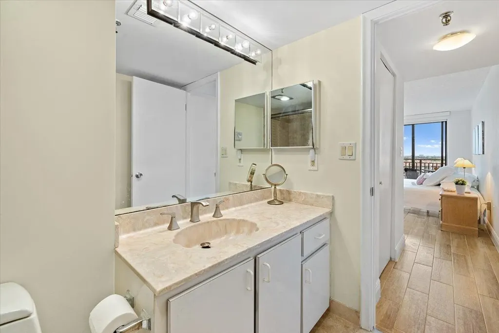 3912 S Ocean Boulevard Highland Beach FL 33487