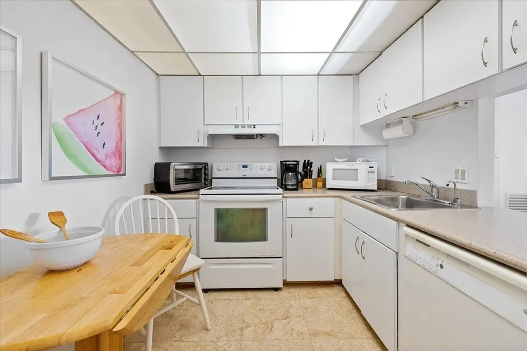 3912 S Ocean Boulevard Highland Beach FL 33487
