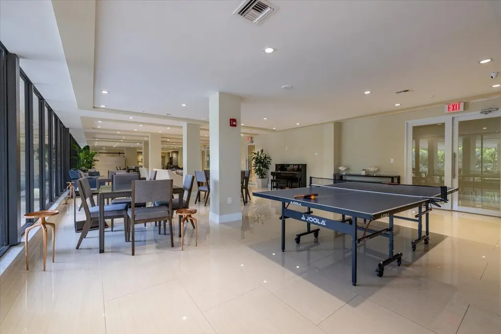 3912 S Ocean Boulevard Highland Beach FL 33487