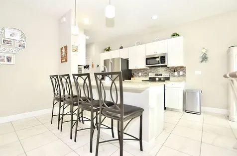 1945 NW Cataluna Circle Port St Lucie FL 34986