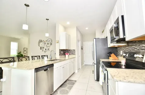 1945 NW Cataluna Circle Port St Lucie FL 34986