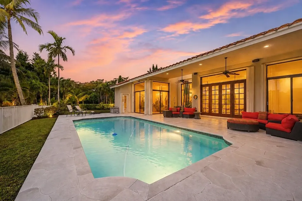 4704 NW 99th Lane Coral Springs FL 33076