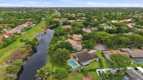 4704 NW 99th Lane Coral Springs FL 33076