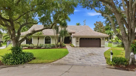 4704 NW 99th Lane Coral Springs FL 33076