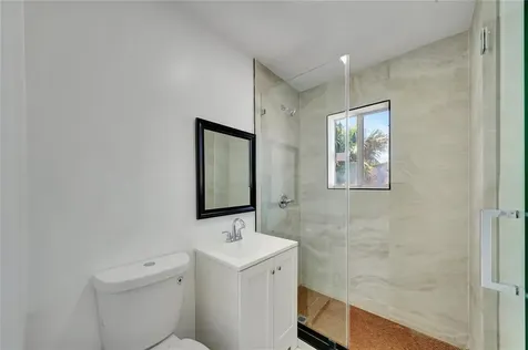 323 Elm Street Hollywood FL 33019