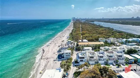 323 Elm Street Hollywood FL 33019