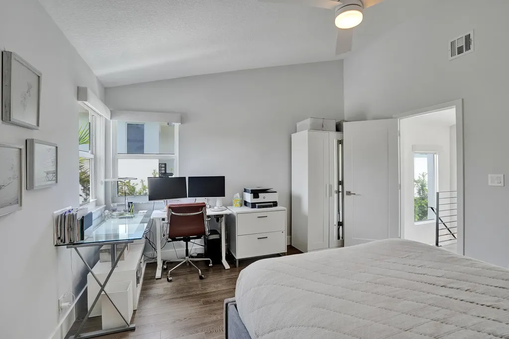 1618 NE 5th Street Fort Lauderdale FL 33301