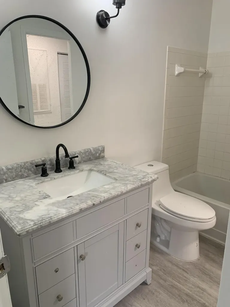 2926 S University Drive Davie FL 33328