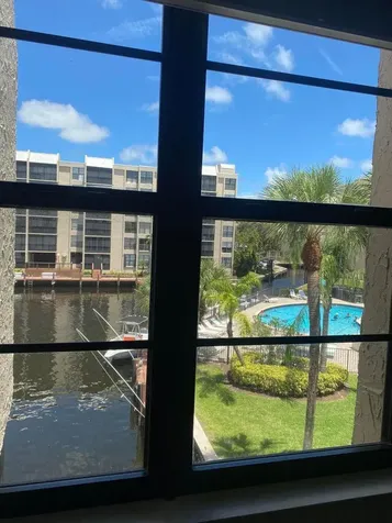 11 Royal Palm Way Boca Raton FL 33432