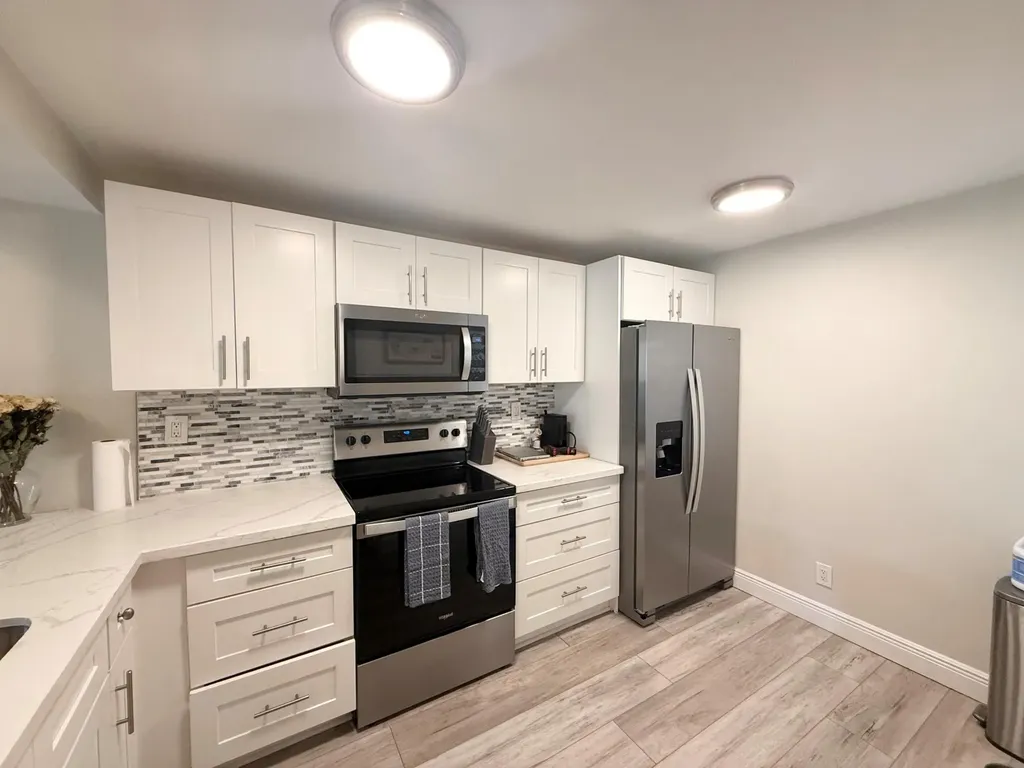 11 Royal Palm Way Boca Raton FL 33432