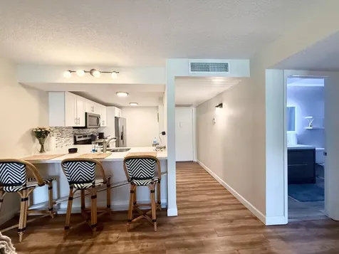 11 Royal Palm Way Boca Raton FL 33432