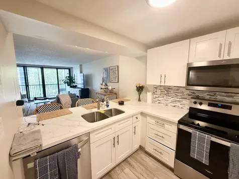 11 Royal Palm Way Boca Raton FL 33432
