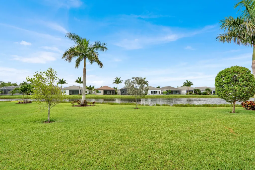 9939 Great Barrier Trail Boynton Beach FL 33473