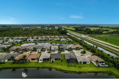 9939 Great Barrier Trail Boynton Beach FL 33473