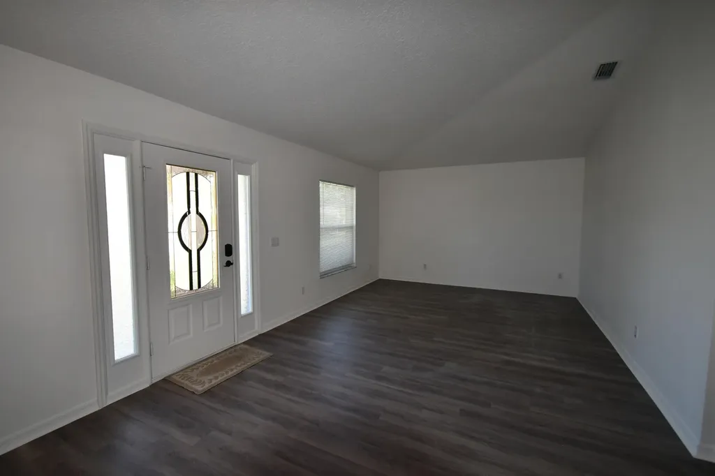 2547 SW Kenilworth Street SW Port St Lucie FL 34953
