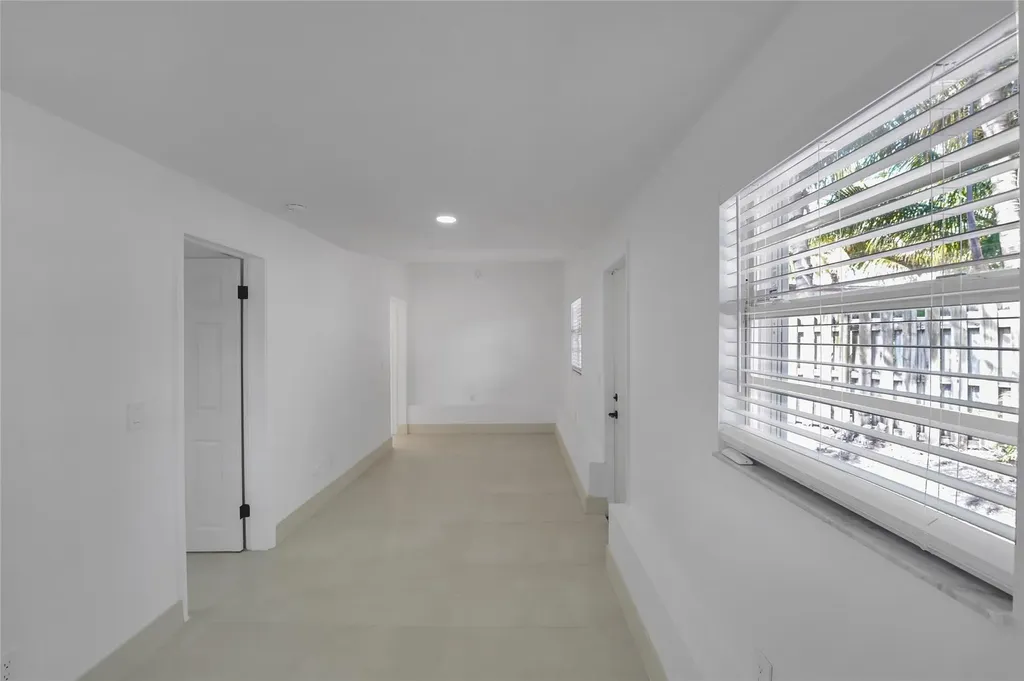 812 NE 4th Avenue Pompano Beach FL 33060
