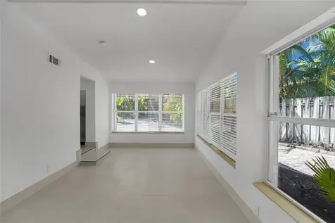 812 NE 4th Avenue Pompano Beach FL 33060