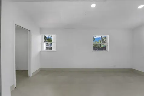 812 NE 4th Avenue Pompano Beach FL 33060