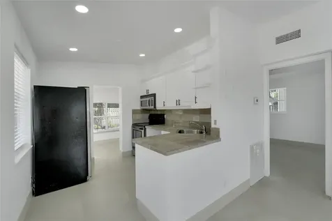 812 NE 4th Avenue Pompano Beach FL 33060