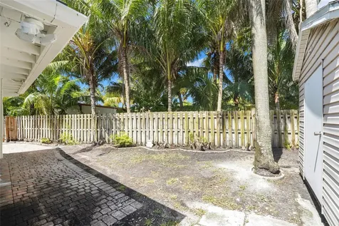 812 NE 4th Avenue Pompano Beach FL 33060