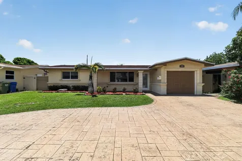 8580 NW 12th Street Pembroke Pines FL 33024
