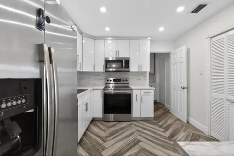 8580 NW 12th Street Pembroke Pines FL 33024