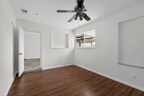 8580 NW 12th Street Pembroke Pines FL 33024