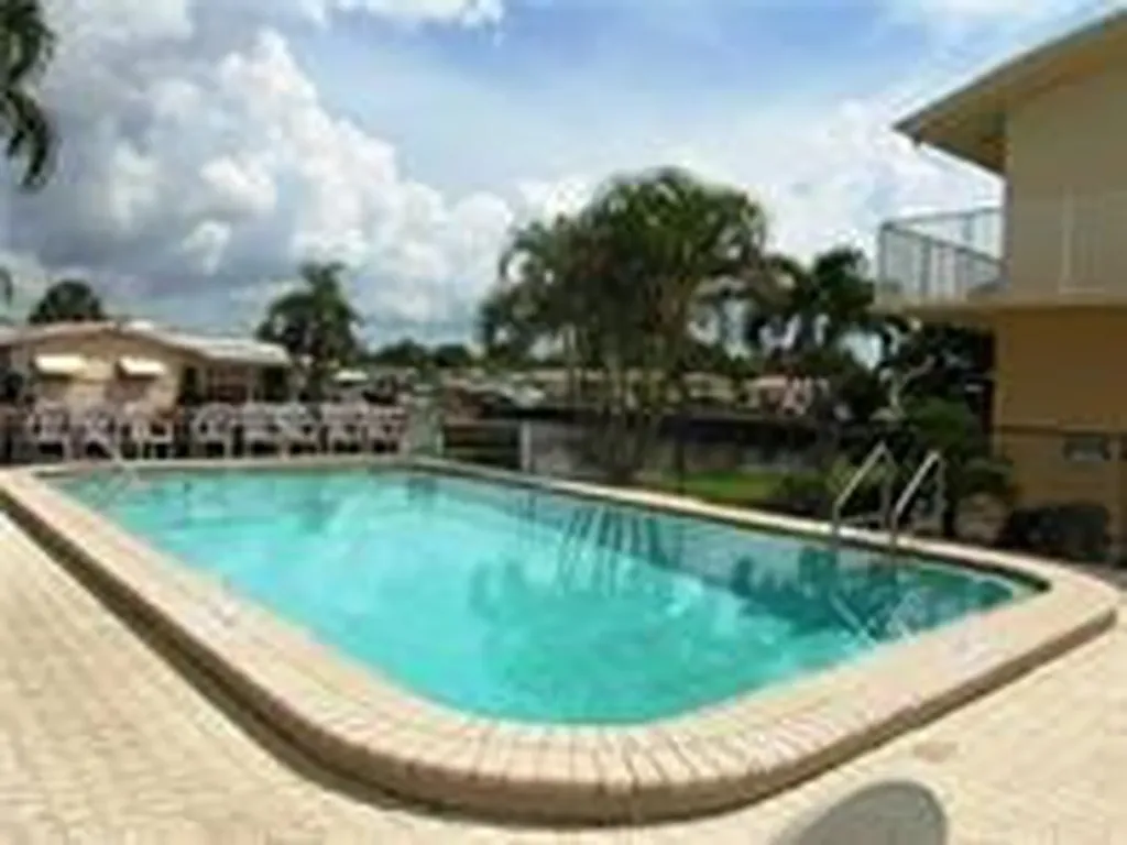 301 E Mcnab Road E Pompano Beach FL 33060