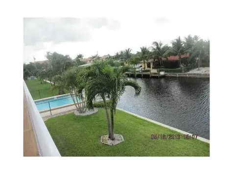301 E Mcnab Road E Pompano Beach FL 33060