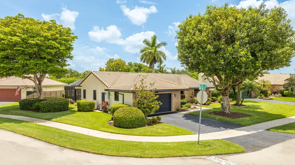 1933 NW 80th Lane Margate FL 33063