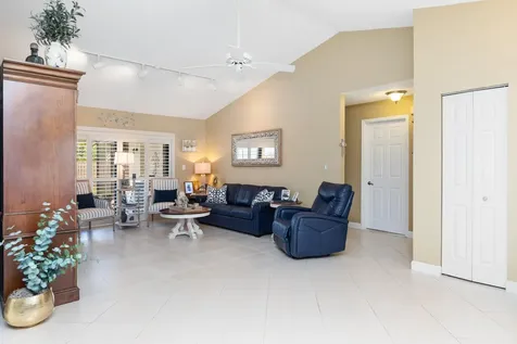 1933 NW 80th Lane Margate FL 33063