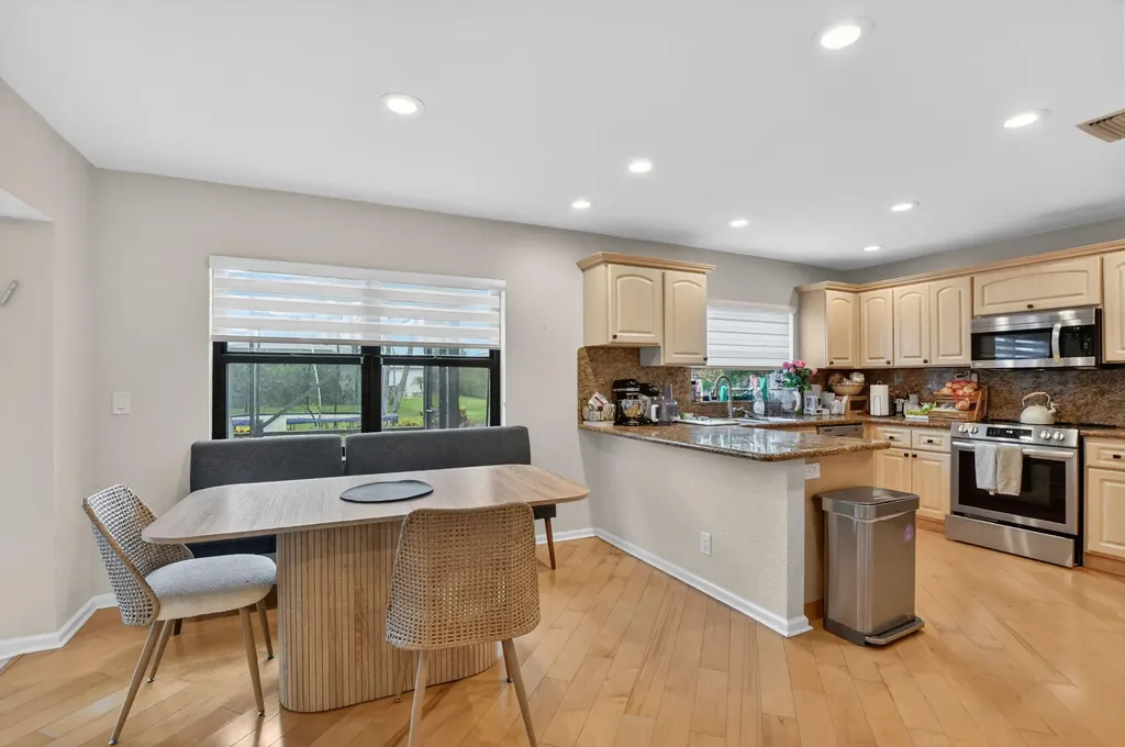 10065 Camelback Lane Boca Raton FL 33498