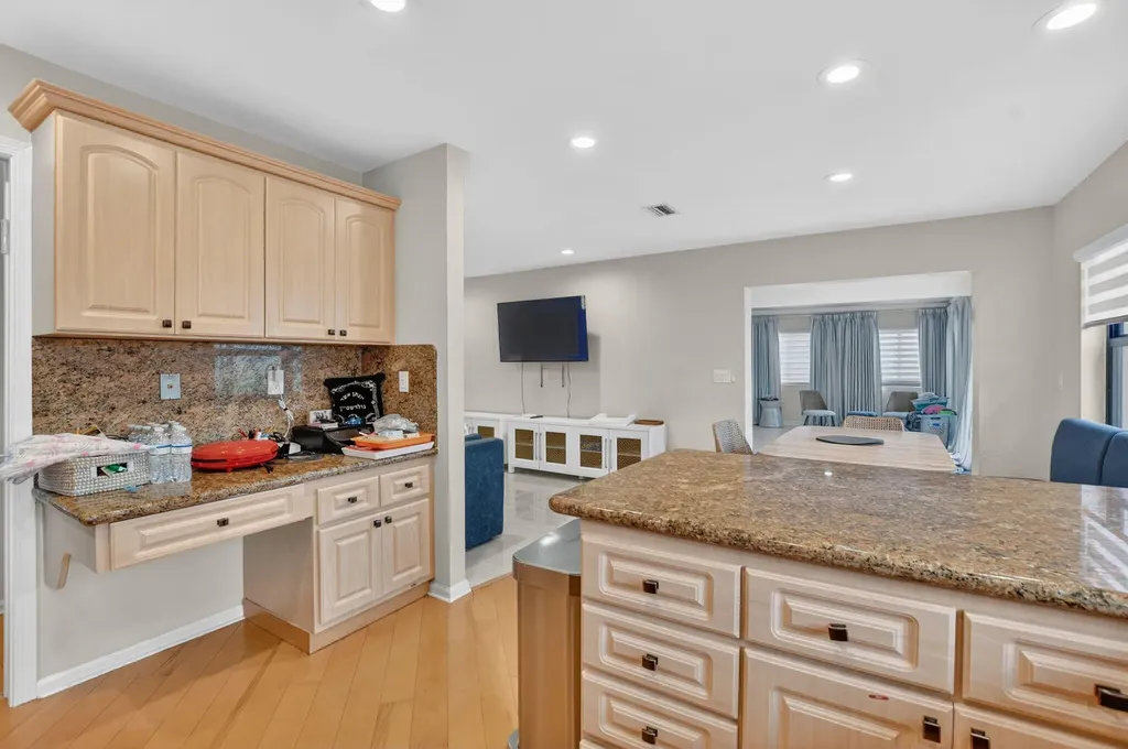 10065 Camelback Lane Boca Raton FL 33498