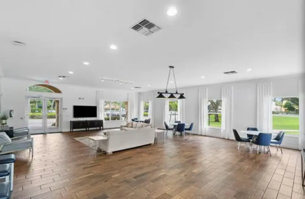 7044 Chesapeake Circle Boynton Beach FL 33436