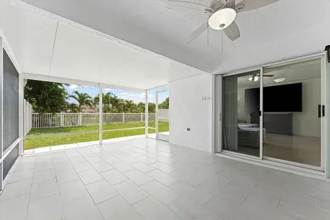 7044 Chesapeake Circle Boynton Beach FL 33436