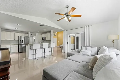 7044 Chesapeake Circle Boynton Beach FL 33436