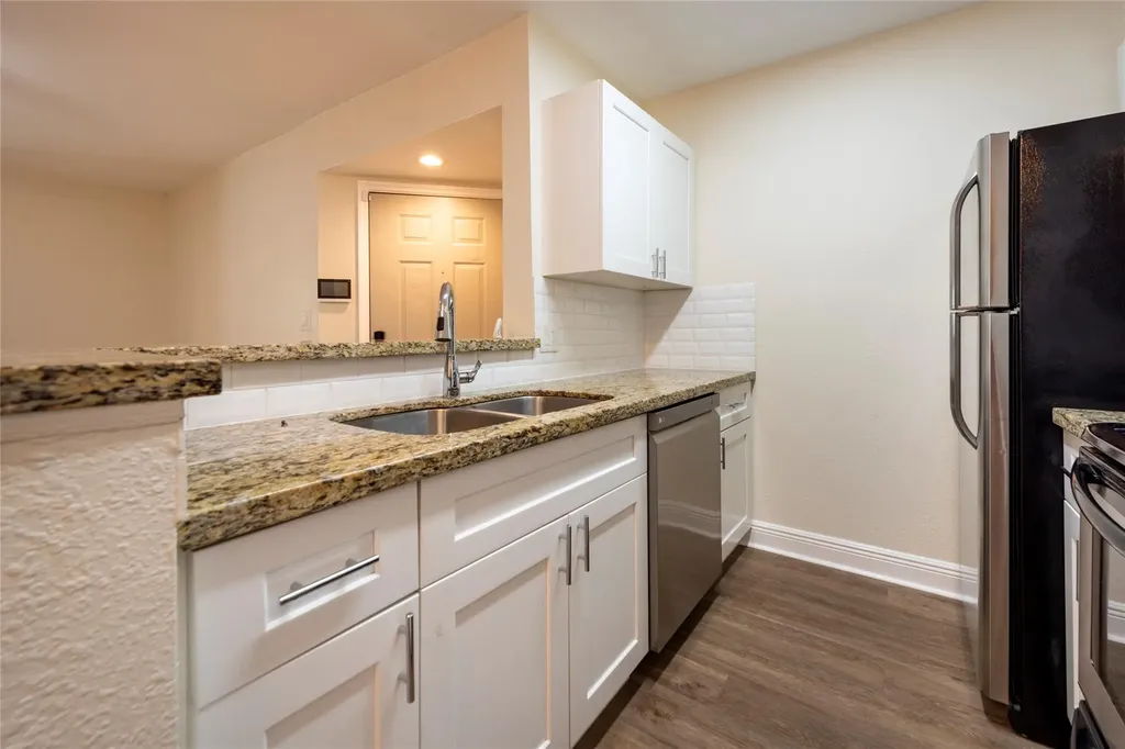 2906 S University Drive Davie FL 33328