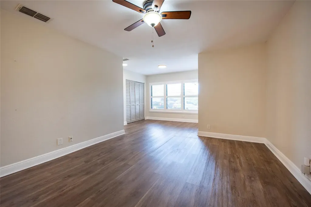 2906 S University Drive Davie FL 33328