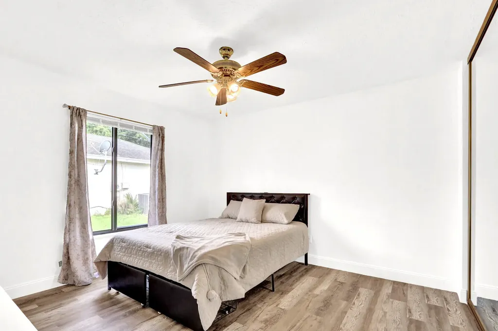 362 SE Crosspoint Drive Port St Lucie FL 34983