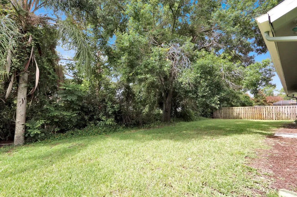 362 SE Crosspoint Drive Port St Lucie FL 34983