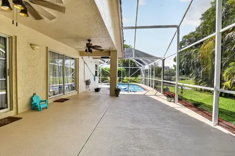 19536 Sea Pines Way Boca Raton FL 33498