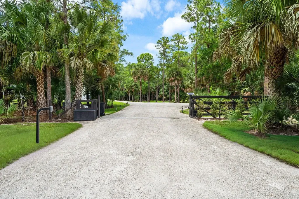 11871 Randolph Siding Road N Jupiter FL 33478