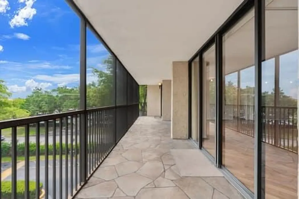 4816 N 46 Avenue Hollywood FL 33021