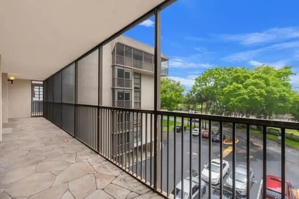 4816 N 46 Avenue Hollywood FL 33021