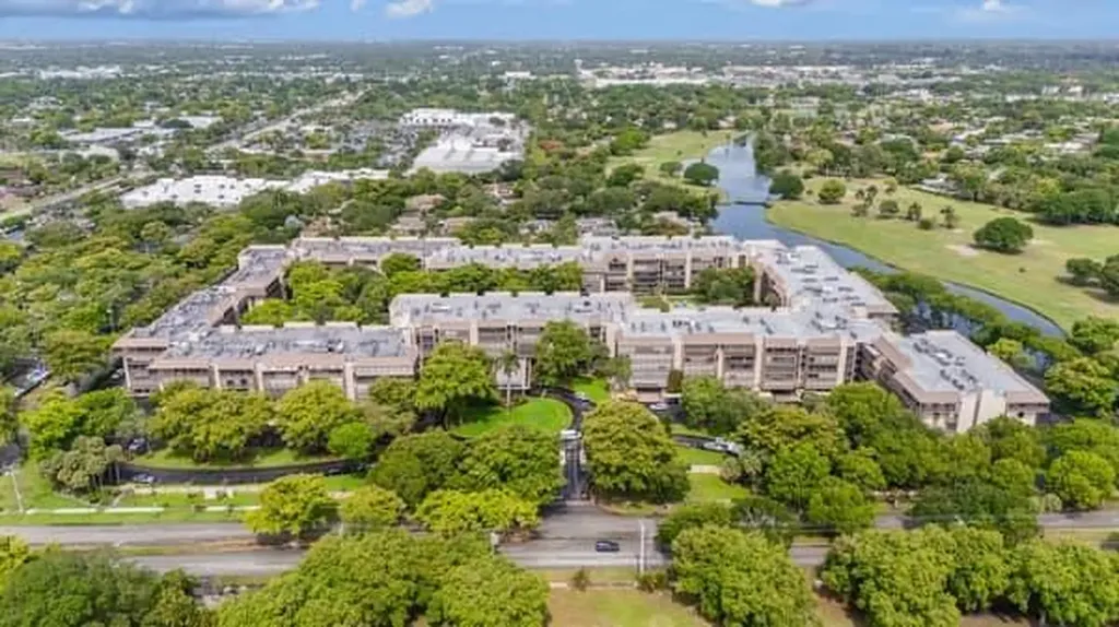 4816 N 46 Avenue Hollywood FL 33021