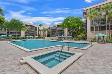 4816 N 46 Avenue Hollywood FL 33021