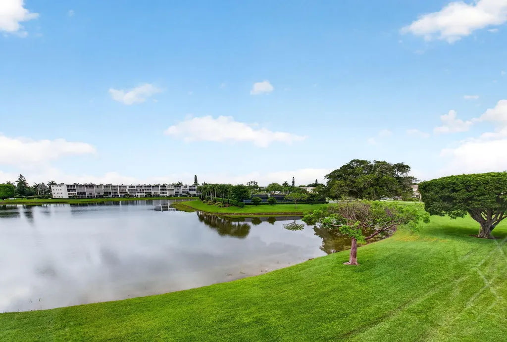 3008 Cornwall A Boca Raton FL 33434