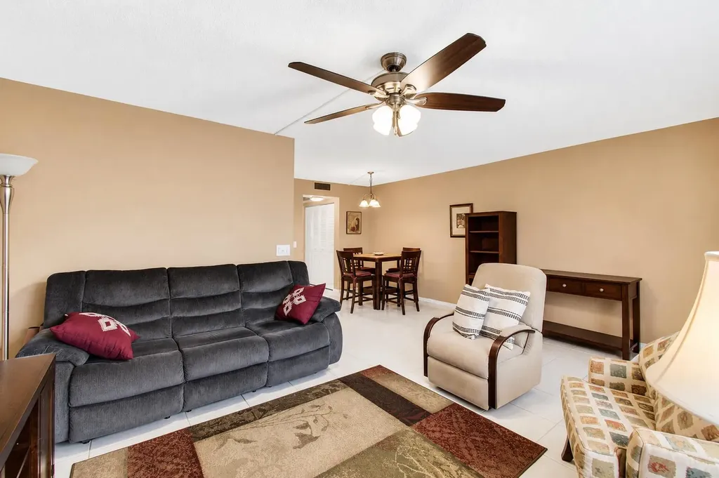 3008 Cornwall A Boca Raton FL 33434