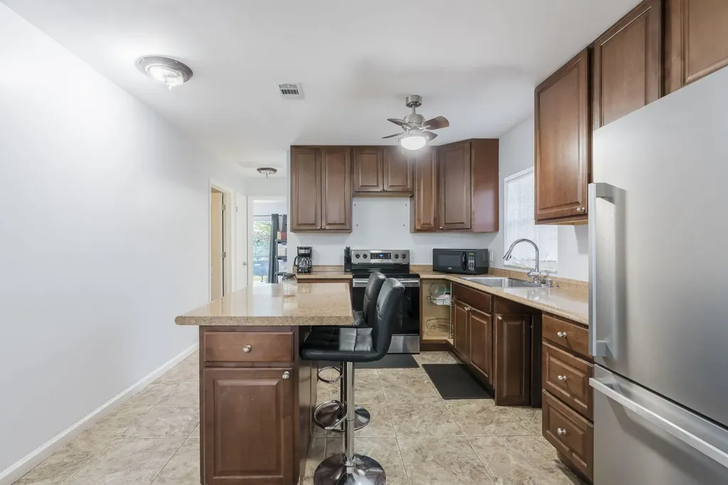 505 NW 7th Court Boynton Beach FL 33426