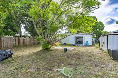505 NW 7th Court Boynton Beach FL 33426